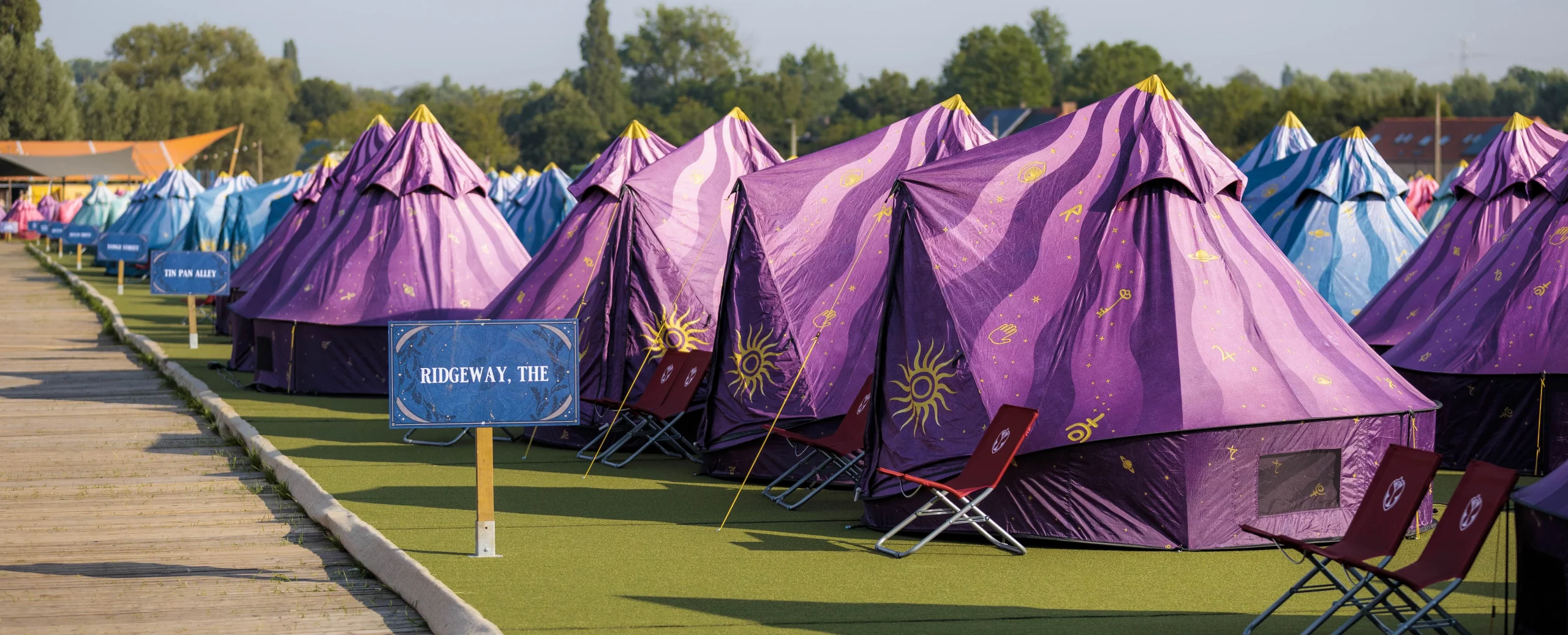 Easy Tent tomorrowland